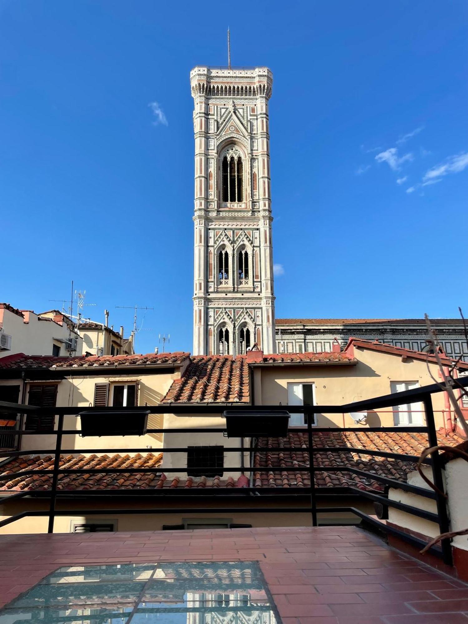 Rebecca Duomo View With Terrace Apartment Florence Exterior photo