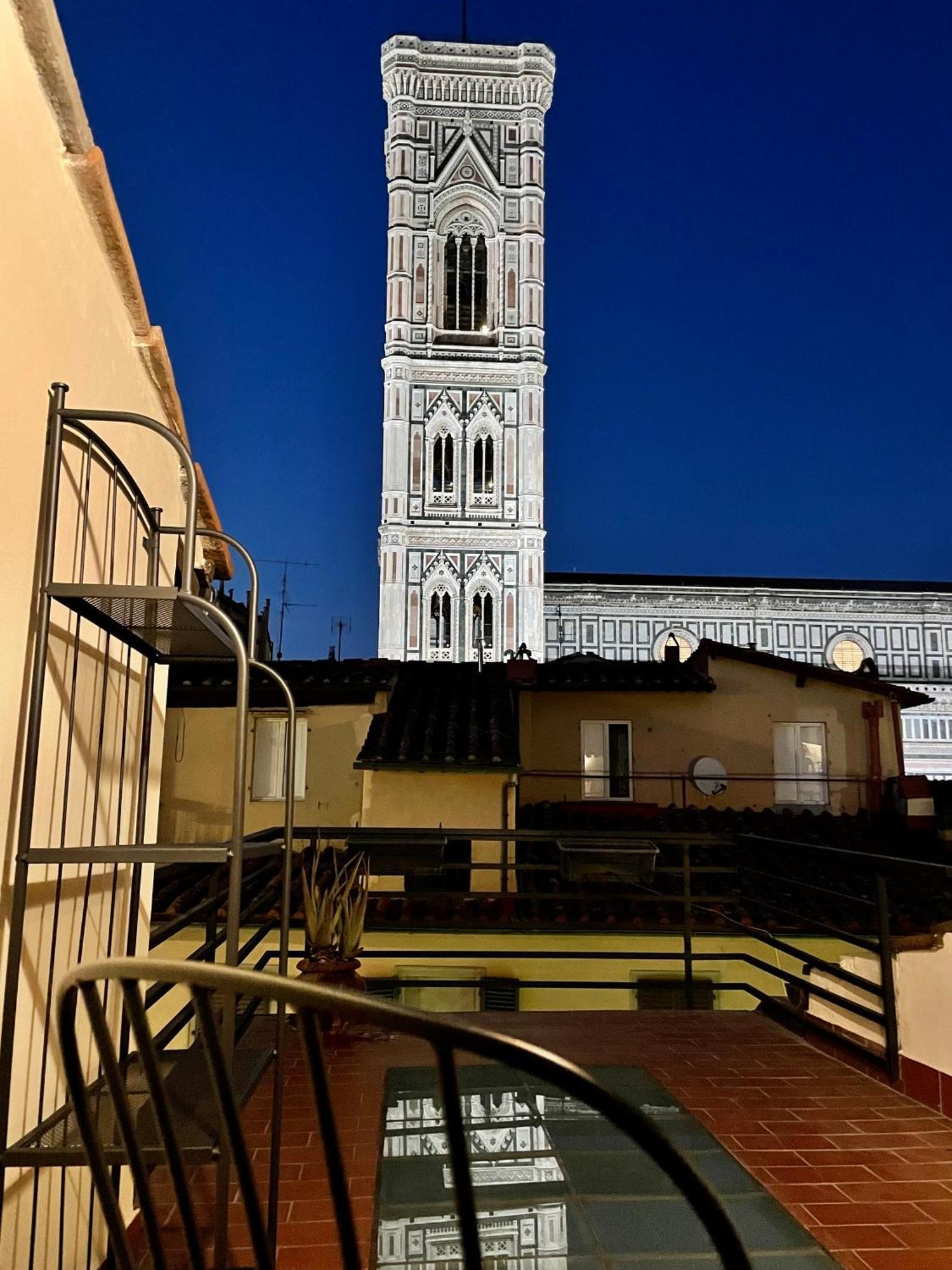 Rebecca Duomo View With Terrace Apartment Florence Exterior photo