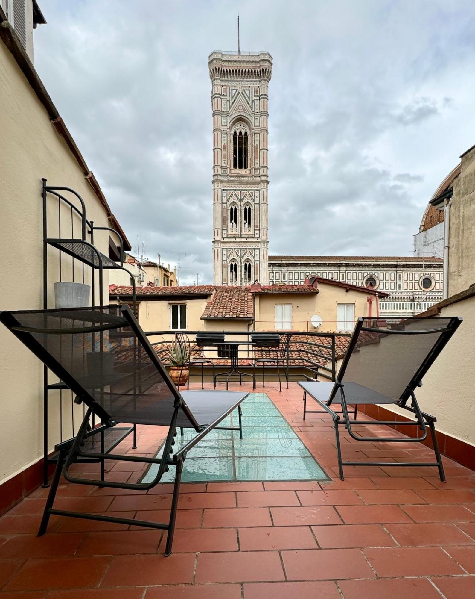 Rebecca Duomo View With Terrace Apartment Florence Exterior photo